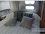 2012 Airstream Flying Cloud Photo #27
