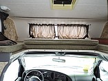 2006 Coachmen Freelander Photo #5