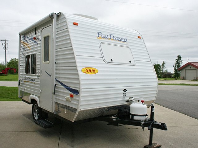 2006 Cruiser RV Fun Finder Photo