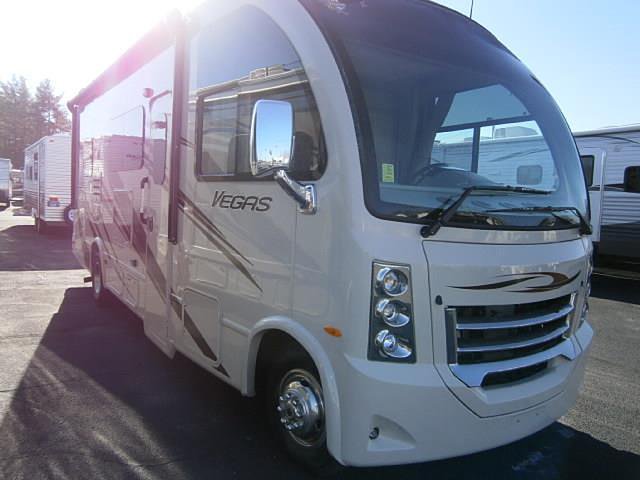 2015 Thor Motor Coach Vegas Photo